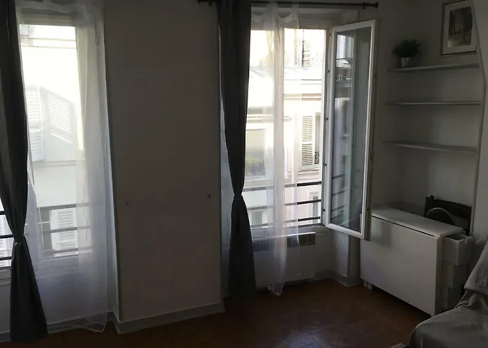 Appartement Montmartre Lovely Paris