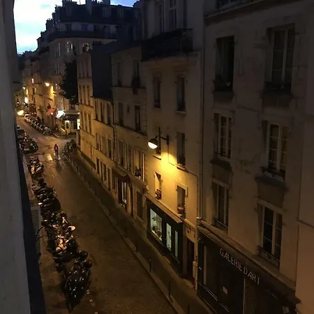 Apartment Montmartre Lovely Paris